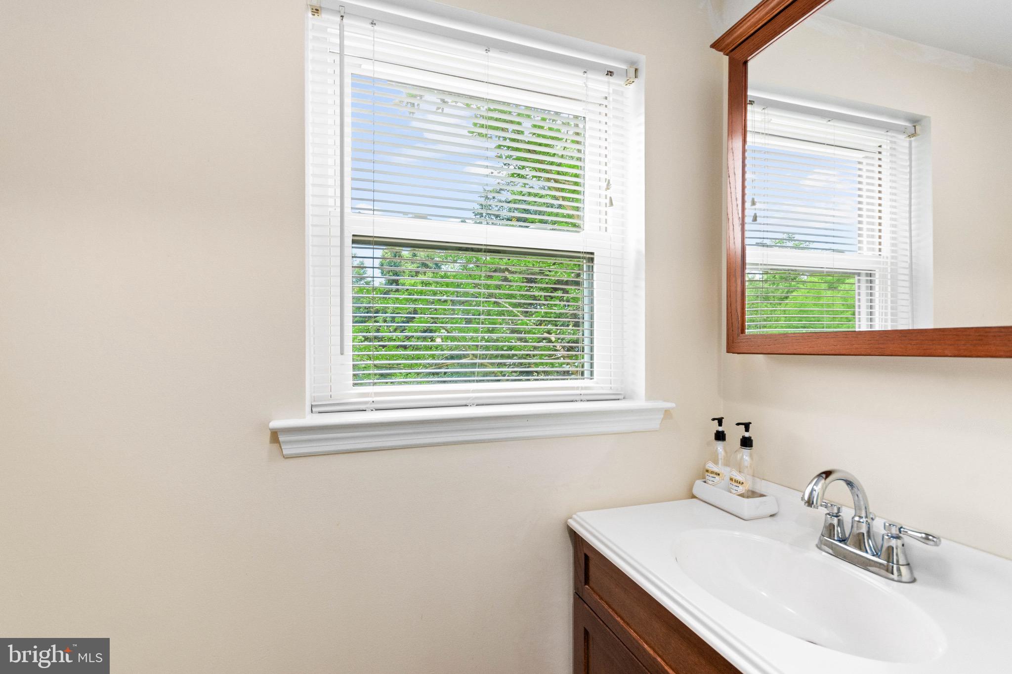 413 Jacobstown Cookstown Road Wrightstown, NJ 08562 - Photo 17 of 49 Gallery Image 17