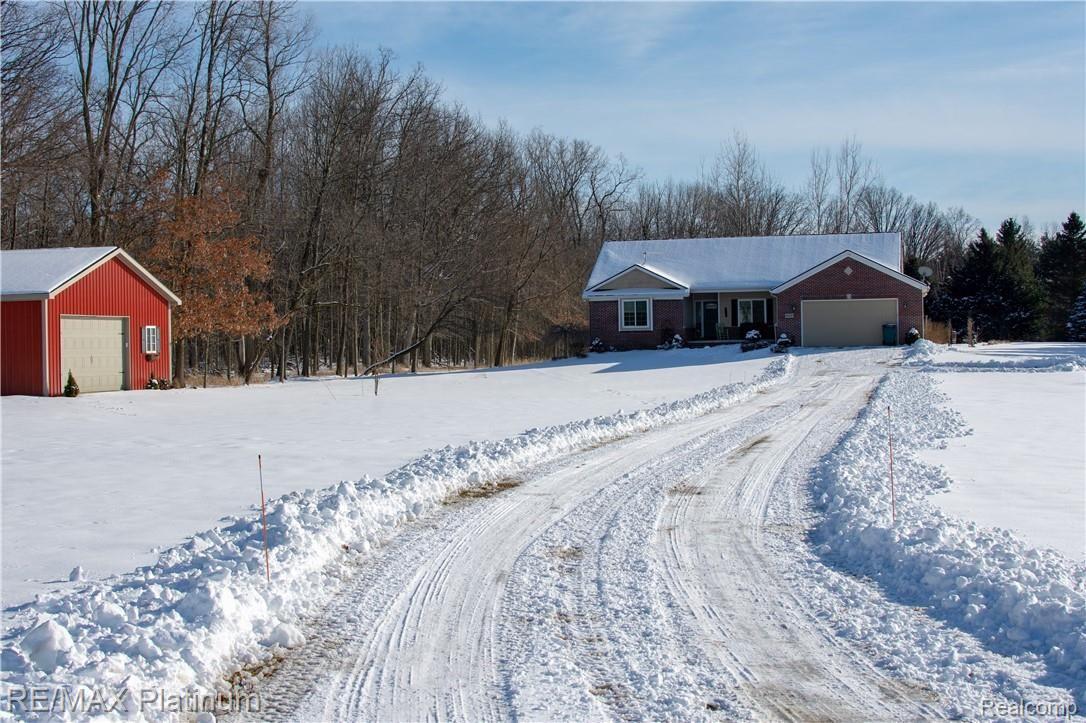 627 South Kern Road Fowlerville, MI 48836 - Photo 60 of 60 DSC_3057.jpg