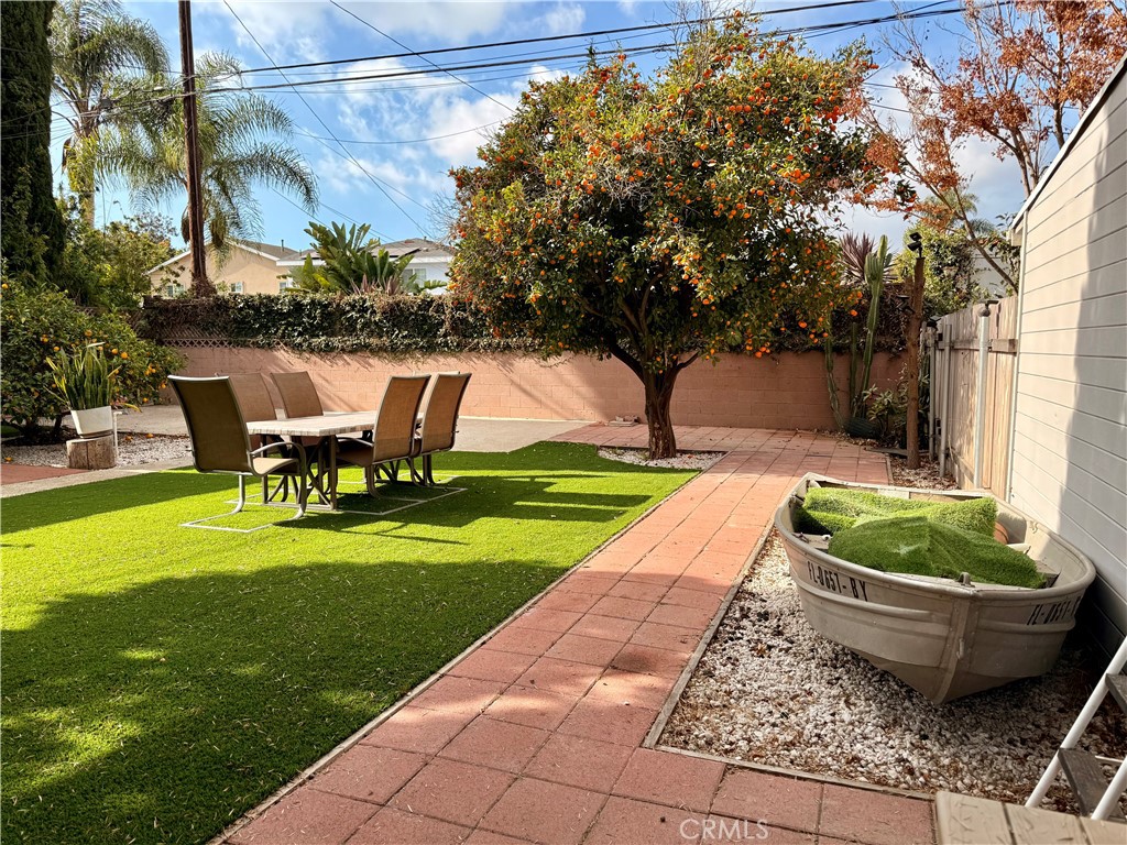 2419 Eucalyptus Avenue Long Beach, CA 90806 - Photo 17 of 20