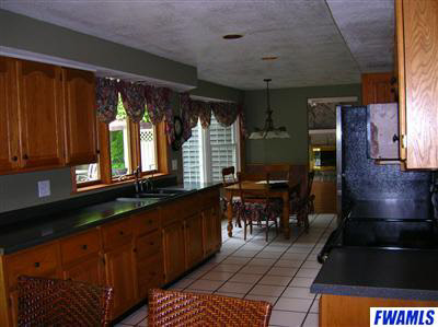13618 Marion Center Road Hoagland, IN 46745 - Photo 3 of 20