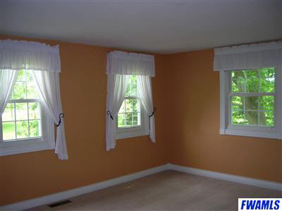 13618 Marion Center Road Hoagland, IN 46745 - Photo 7 of 20