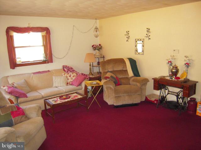 672 South Mount Pleasant Road Lebanon, PA 17042 - Photo 12 of 20 Gallery Image 12