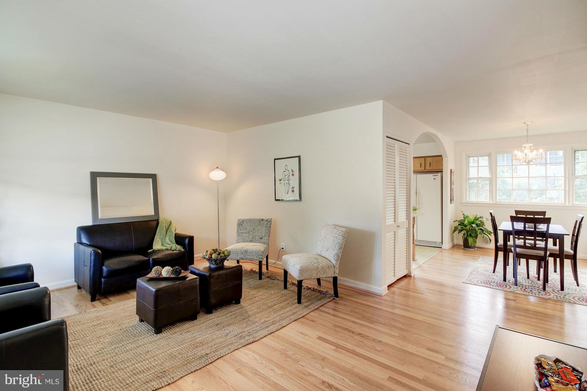 3704 Nimitz Road Kensington, MD 20895 - Photo 2 of 23 Living Room