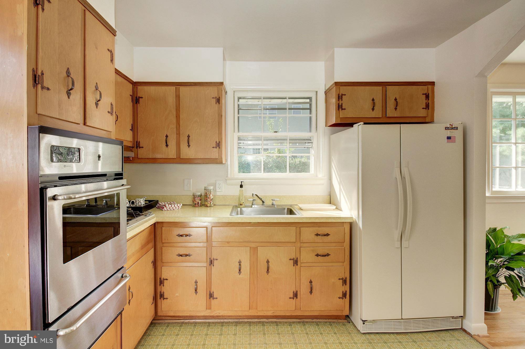 3704 Nimitz Road Kensington, MD 20895 - Photo 9 of 23 Kitchen