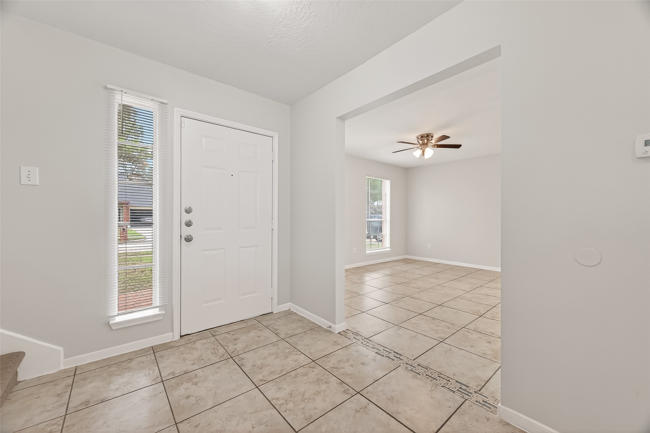 5439 Baslow Drive Katy, TX 77449 - Photo 4 of 31 a view of an empty room and window