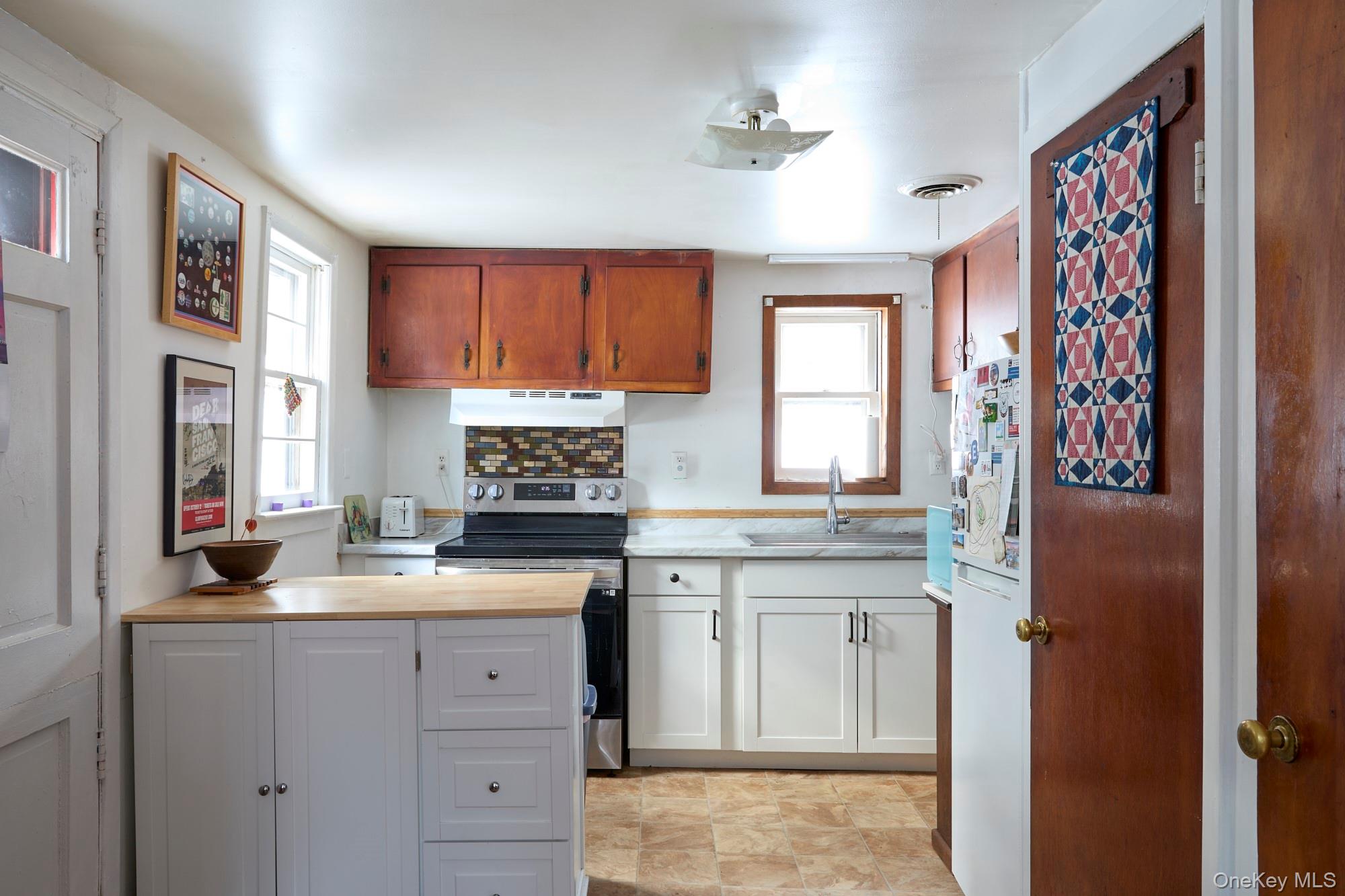 19 Roselawn Road Highland Mills, NY 10930 - Photo 7 of 32 Unit 2