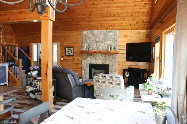 $575,000 | 14638 Highway 70, Pine City, MN 55063