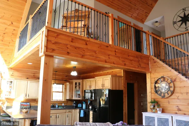 $575,000 | 14638 Highway 70, Pine City, MN 55063