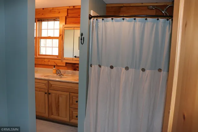 $575,000 | 14638 Highway 70, Pine City, MN 55063