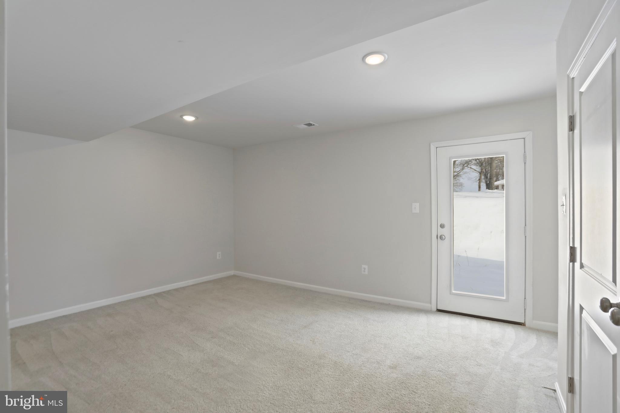 30 Scoter Road Hedgesville, WV 25427 - Photo 22 of 25 Gallery Image 22