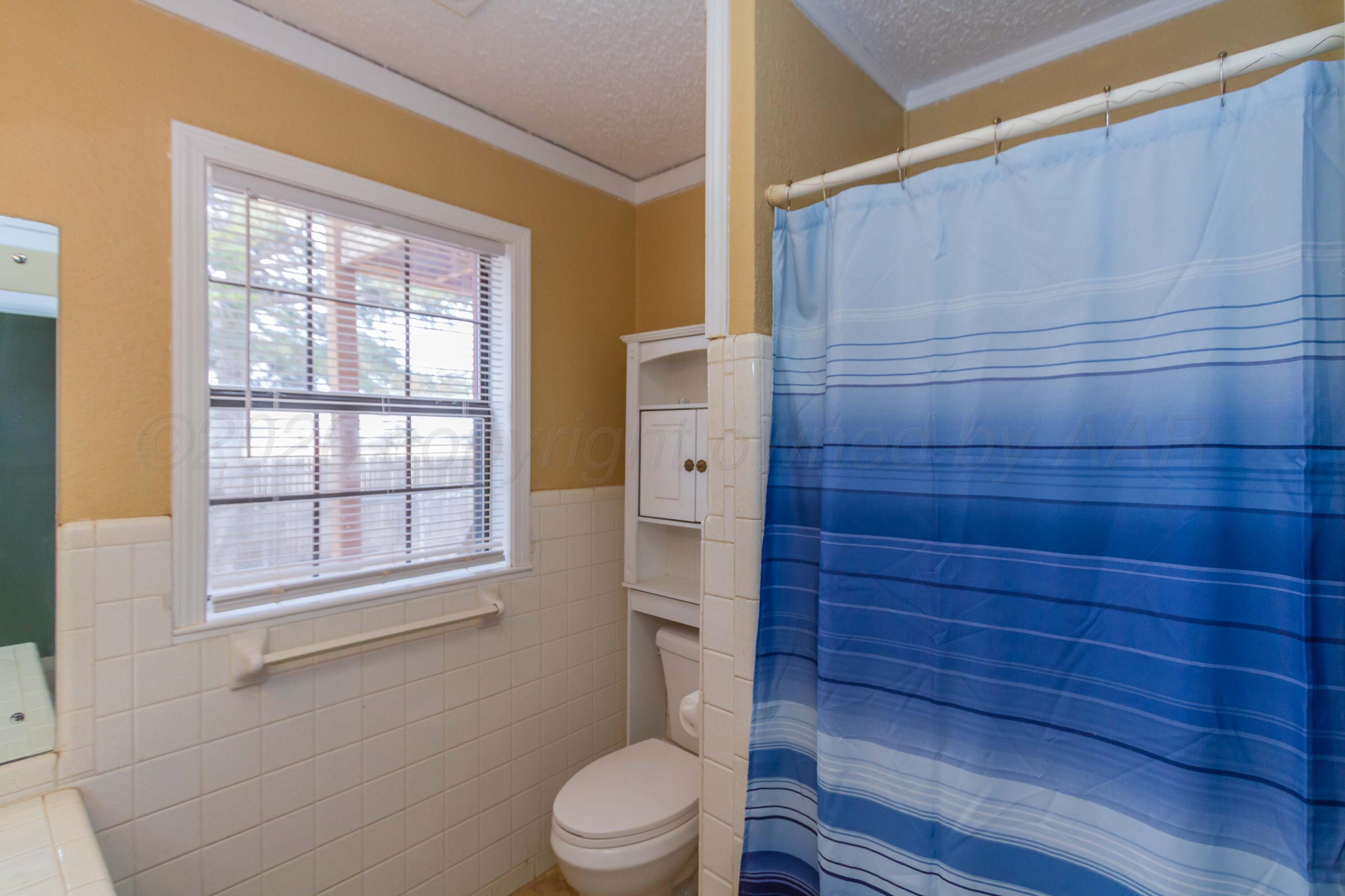 7850 Back Acres Road Amarillo, TX 79119 - Photo 25 of 52 BATHROOM 3 VIEW 2