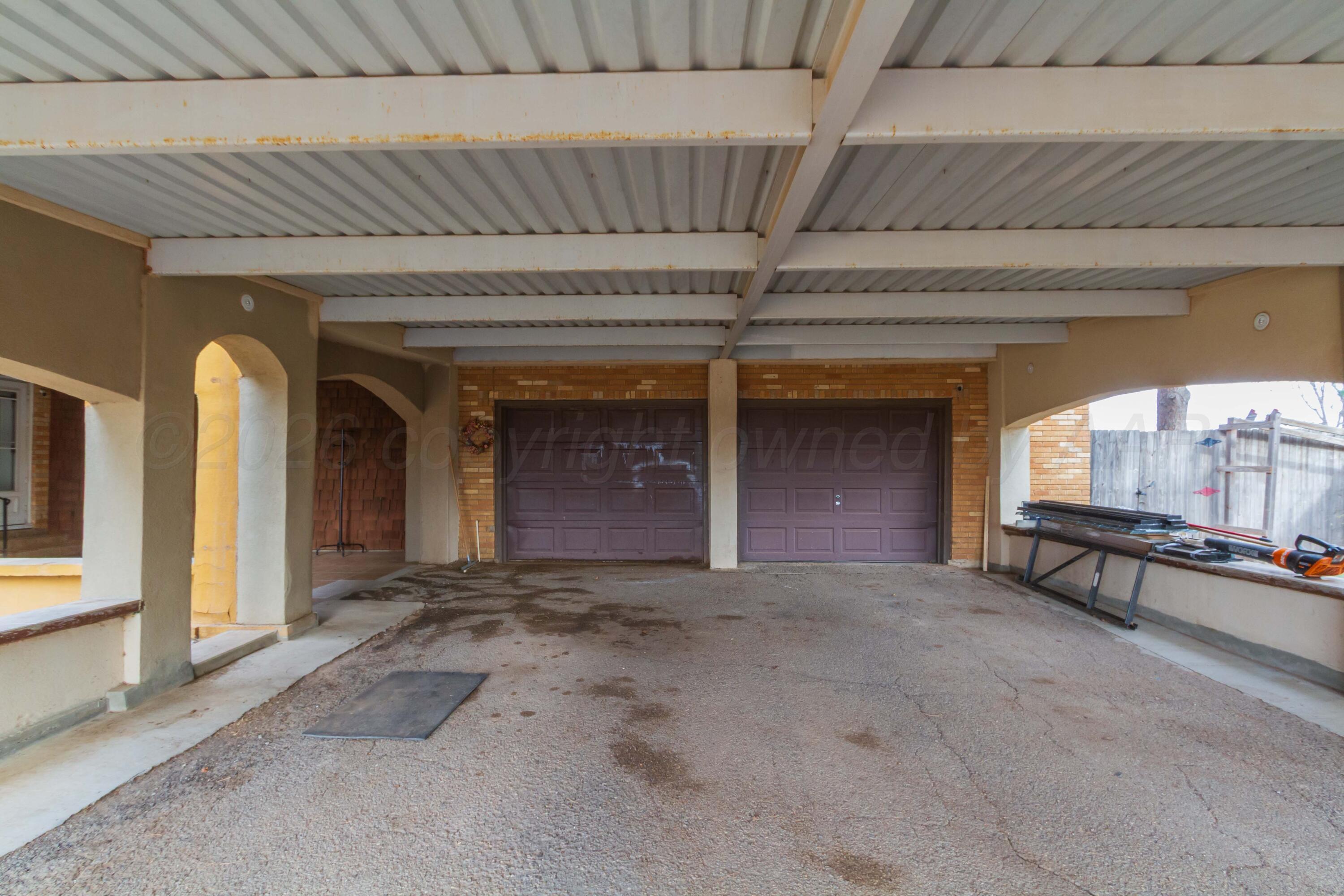 7850 Back Acres Road Amarillo, TX 79119 - Photo 29 of 52 GARAGE