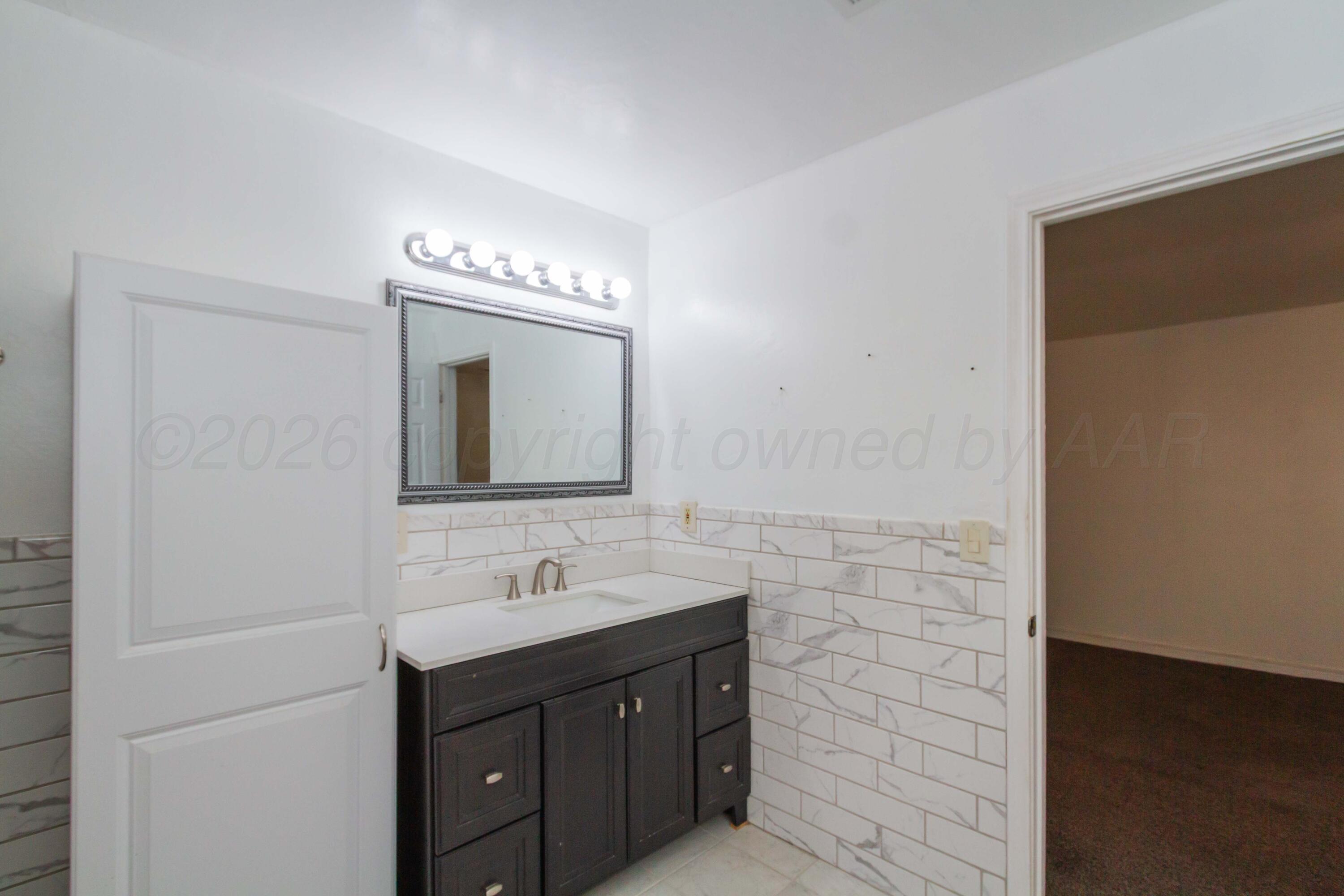 7850 Back Acres Road Amarillo, TX 79119 - Photo 43 of 52 PRIMARY BATH VIEW 3