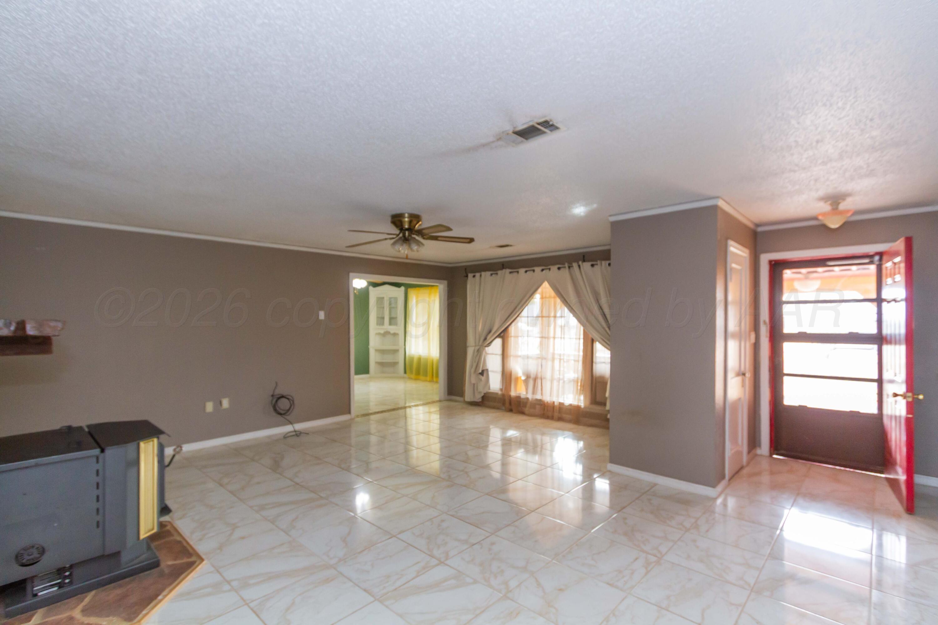 7850 Back Acres Road Amarillo, TX 79119 - Photo 5 of 52 LIVING ROOM VIEW 2