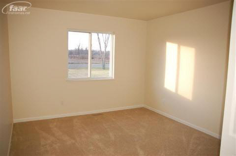 3140 Baldwin Road Grand Blanc, MI 48439 - Photo 9 of 17 20217147-8.JPG