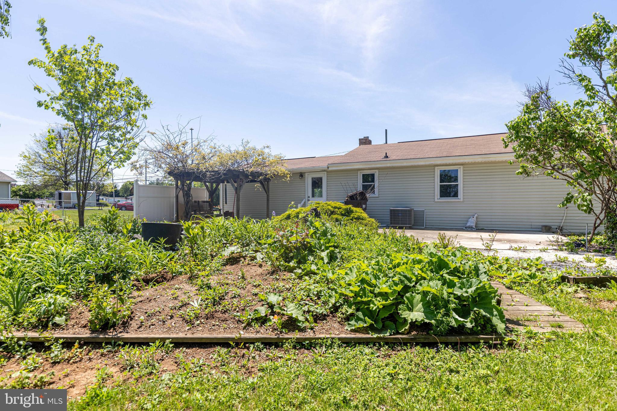 553 Williamson Road Greencastle, PA 17225 - Photo 5 of 44 Gallery Image 5