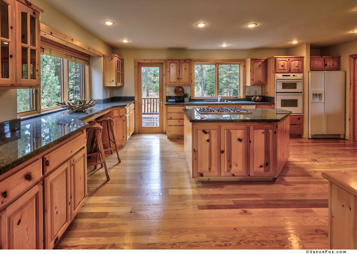 1730 Grouse Ridge Road Truckee, CA 96161 - Photo 5 of 21