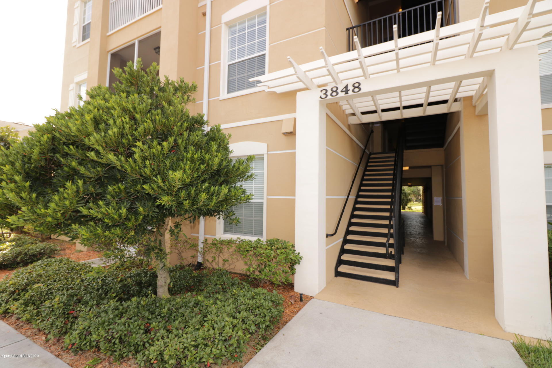 3848 Lexmark Lane, Unit 401 Rockledge, FL 32955 - Photo 3 of 23 Entrance to Building