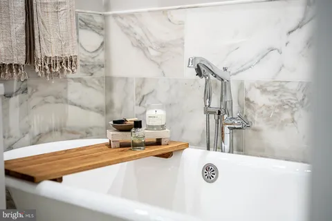 $1,385,000 | 1309 R Street Northwest, Unit 1, Washington, DC 20009