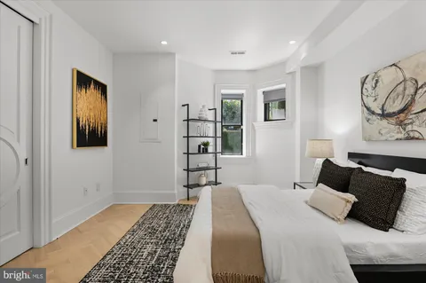 $1,385,000 | 1309 R Street Northwest, Unit 1, Washington, DC 20009