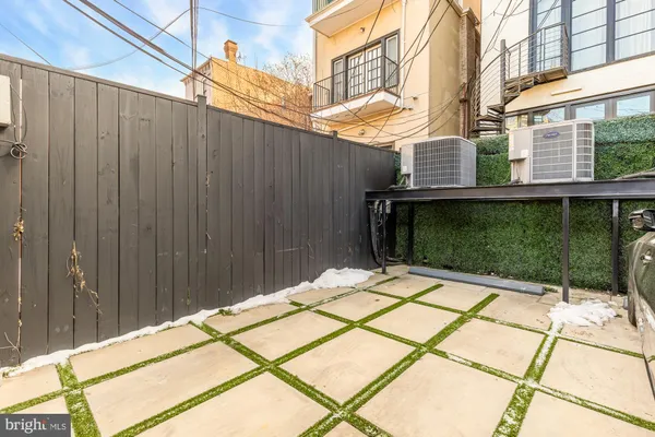 $1,350,000 | 1309 R Street Northwest, Unit 1, Washington, DC 20009