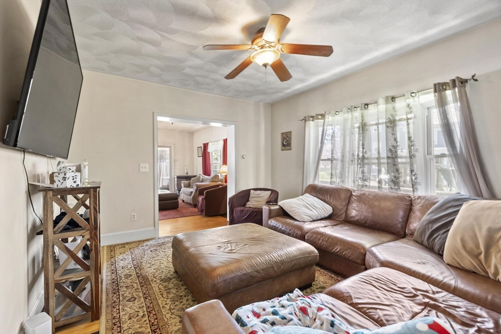 3 Southwick Road Peabody, MA 01960 - Photo 13 of 42