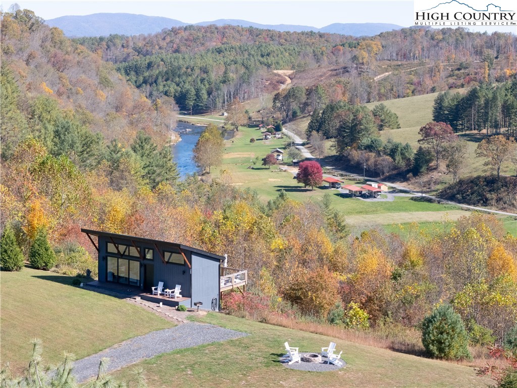 272 River Bend Hills Road Crumpler, NC 28617 - Photo 11 of 22 Gallery Image 11