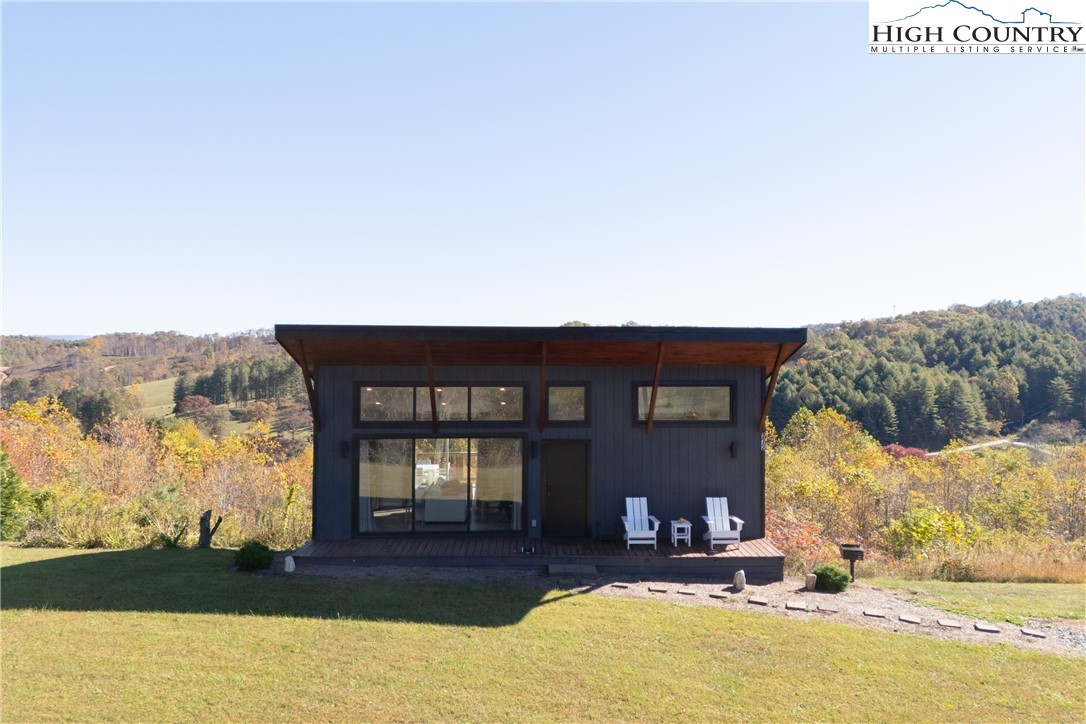 272 River Bend Hills Road Crumpler, NC 28617 - Photo 6 of 22 Gallery Image 6