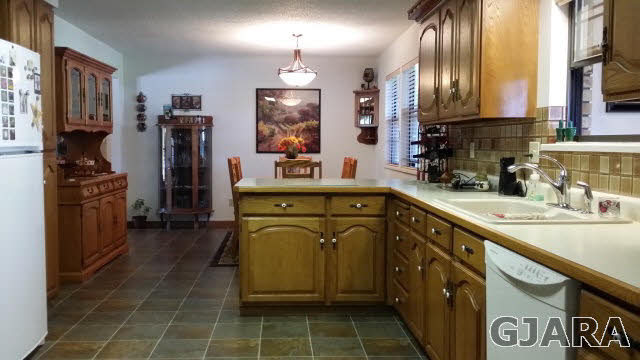 586 Gerken Road Grand Junction, CO 81504 - Photo 9 of 13 Gallery Image 9