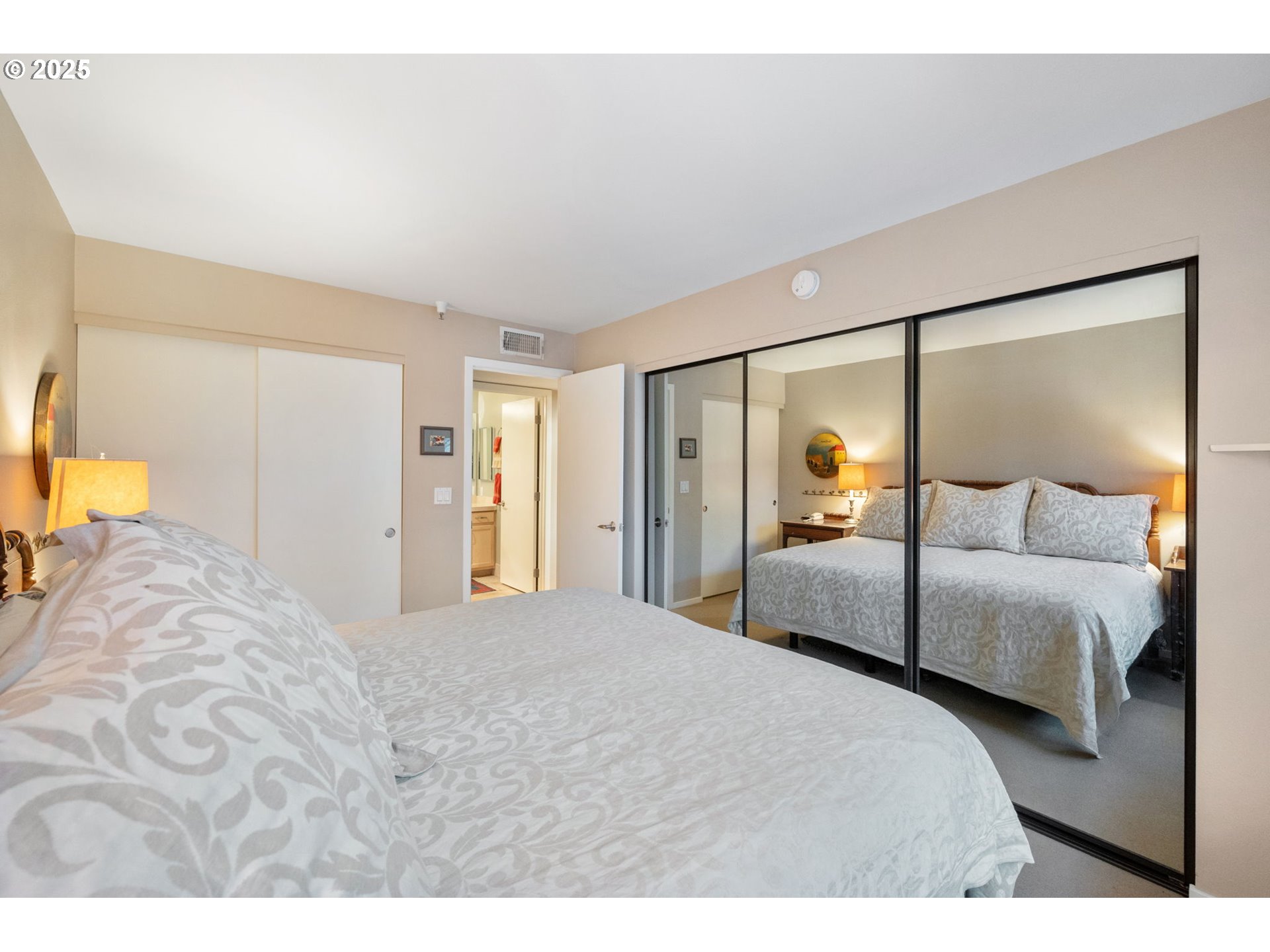 1500 Southwest Park Avenue, Unit 303 Portland, OR 97201 - Photo 13 of 38