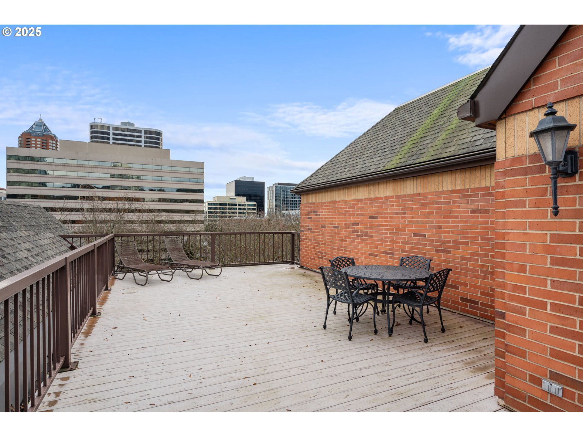 1500 Southwest Park Avenue, Unit 303 Portland, OR 97201 - Photo 20 of 38