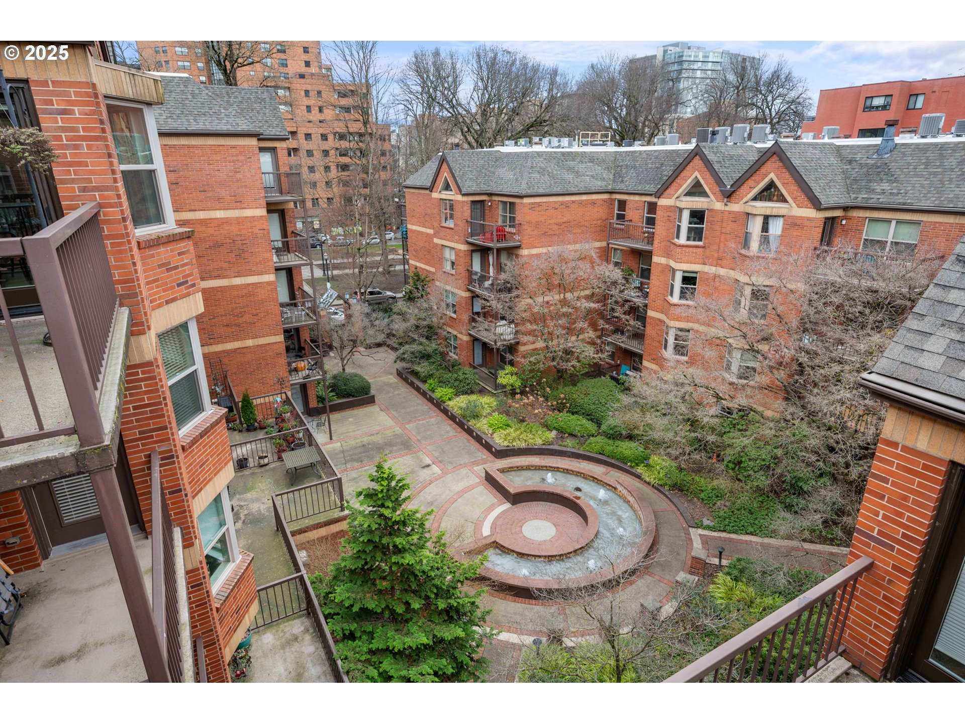 1500 Southwest Park Avenue, Unit 303 Portland, OR 97201 - Photo 22 of 38