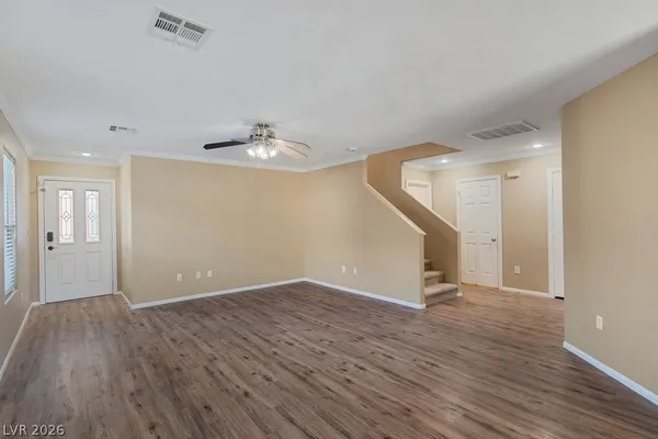 $2,291 | 3590 Laguna Veneta Avenue, Las Vegas, NV 89141
