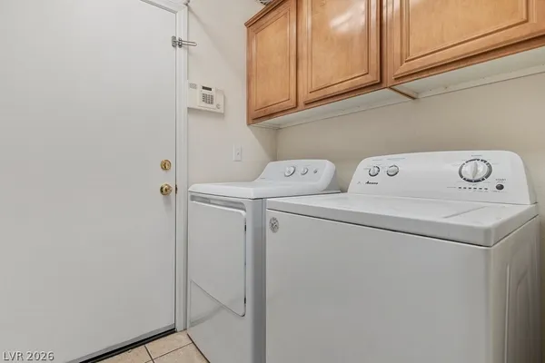 $2,291 | 3590 Laguna Veneta Avenue, Las Vegas, NV 89141