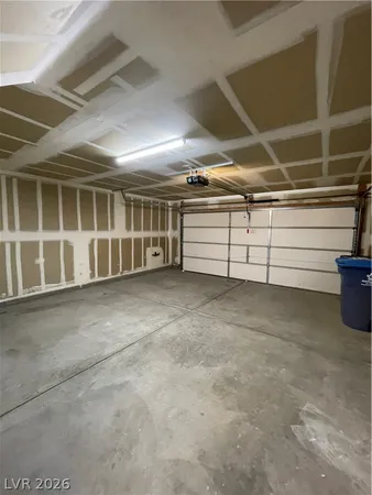 $2,291 | 3590 Laguna Veneta Avenue, Las Vegas, NV 89141