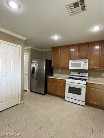 $2,291 | 3590 Laguna Veneta Avenue, Las Vegas, NV 89141