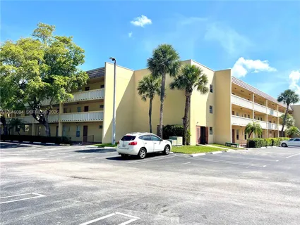 $170,000 | 5980 Northwest 64th Avenue, Unit 312, Tamarac, FL 33319