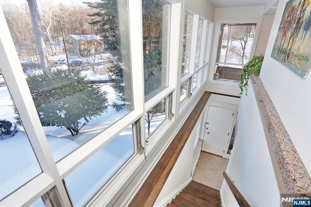 28 Bear Mountain Road Ringwood, NJ 07456 - Photo 4 of 50