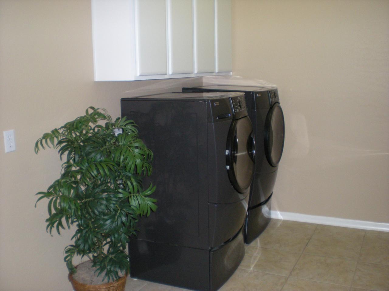 2634 West Florimond Road Phoenix, AZ 85086 - Photo 17 of 17 laundry room is HUGE!!!