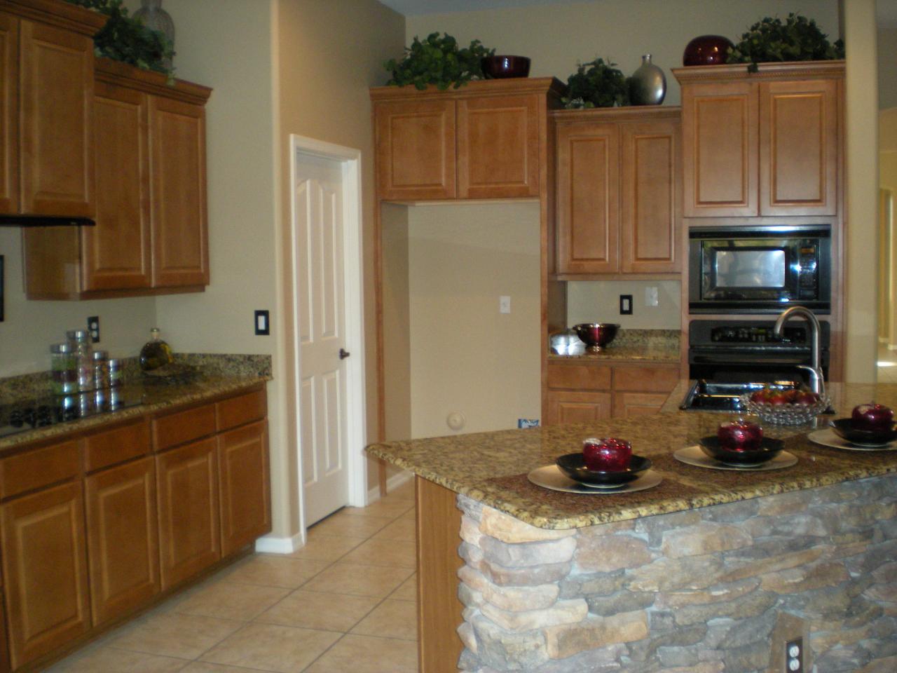 2634 West Florimond Road Phoenix, AZ 85086 - Photo 9 of 17 Upgraded cabinets in the kitchen