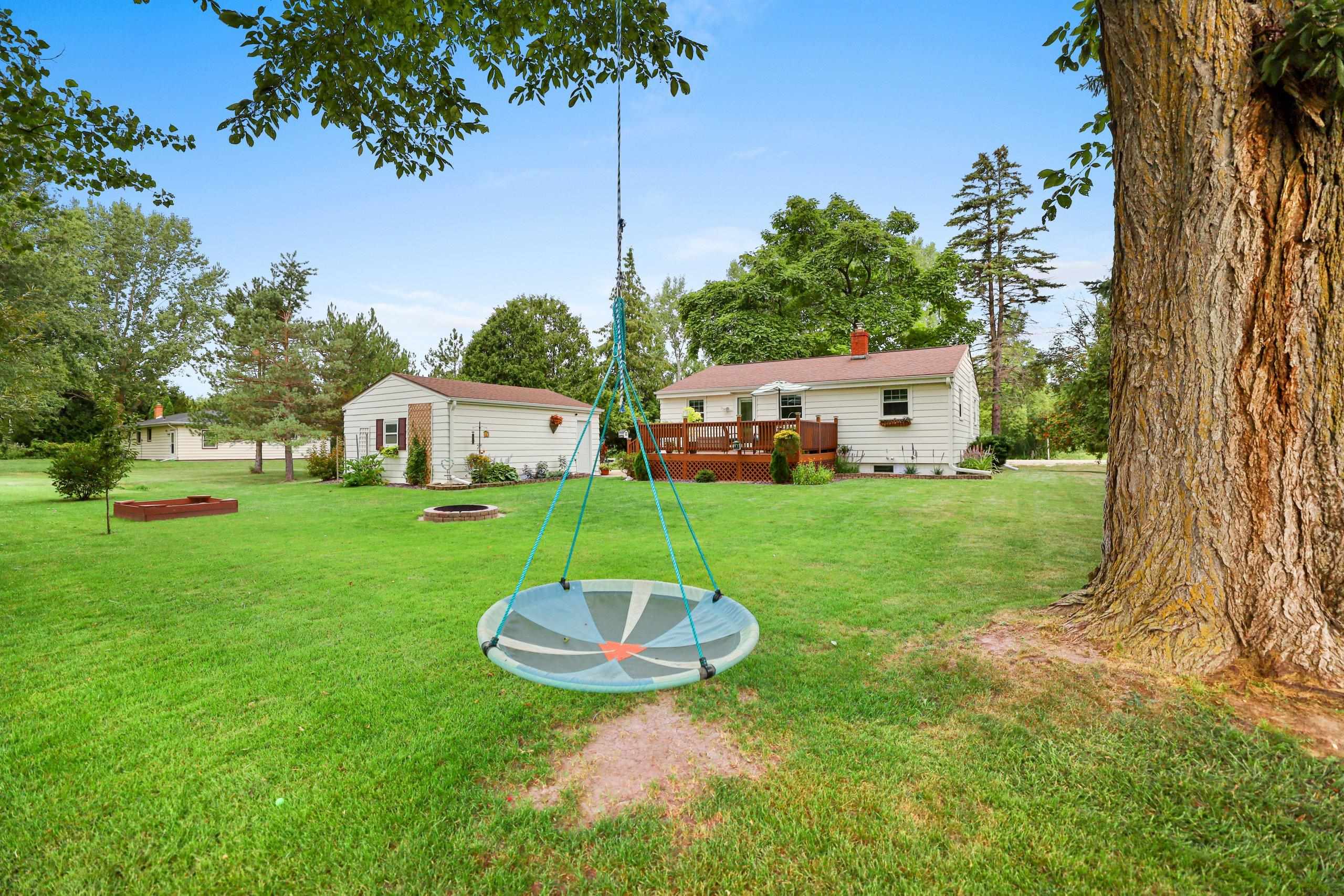 5044 East Ronsman Road New Franken, WI 54229 - Photo 34 of 57 Gallery Image 34