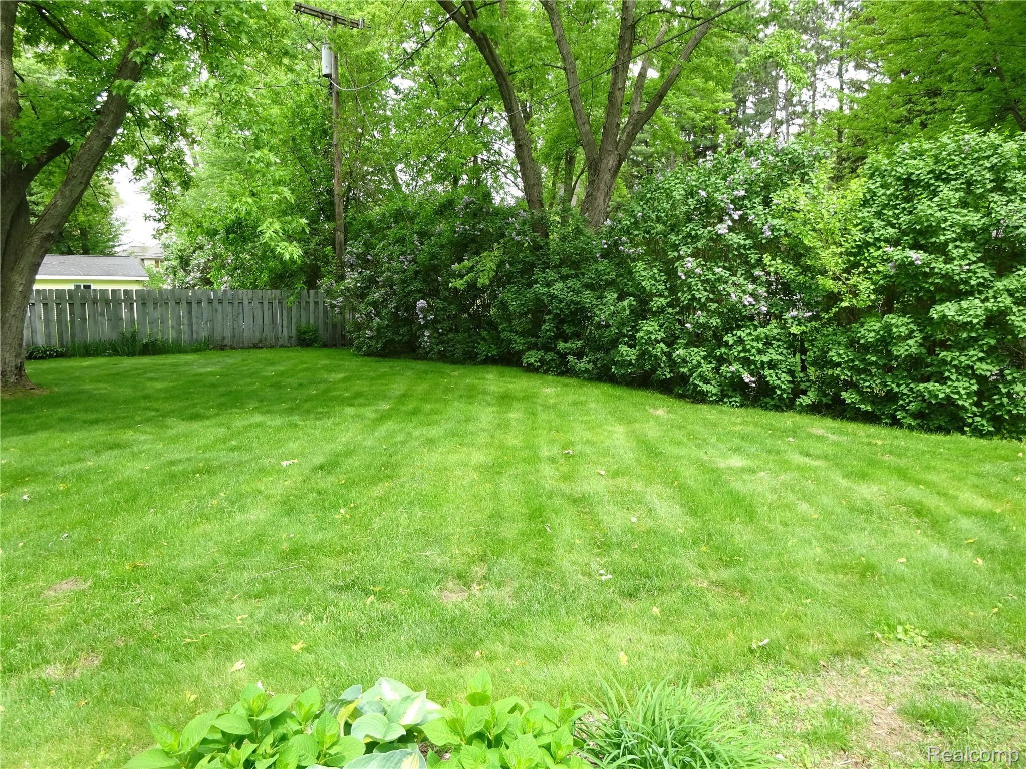 3760 John R Road Rochester, MI 48307 - Photo 22 of 27 047.JPG