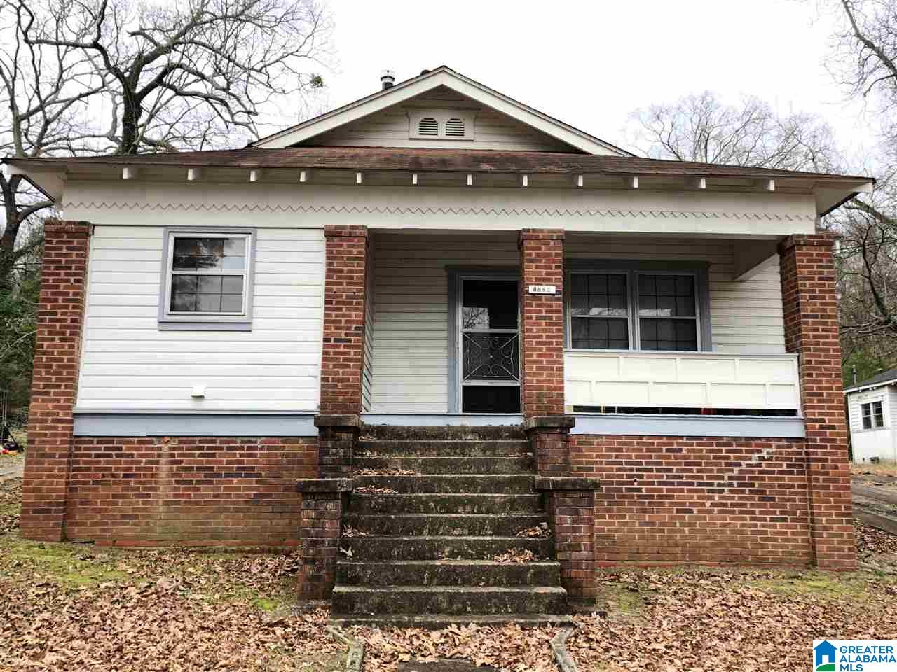 1726 Rocky Hollow Road Anniston, AL 36207 - Photo 1 of 25