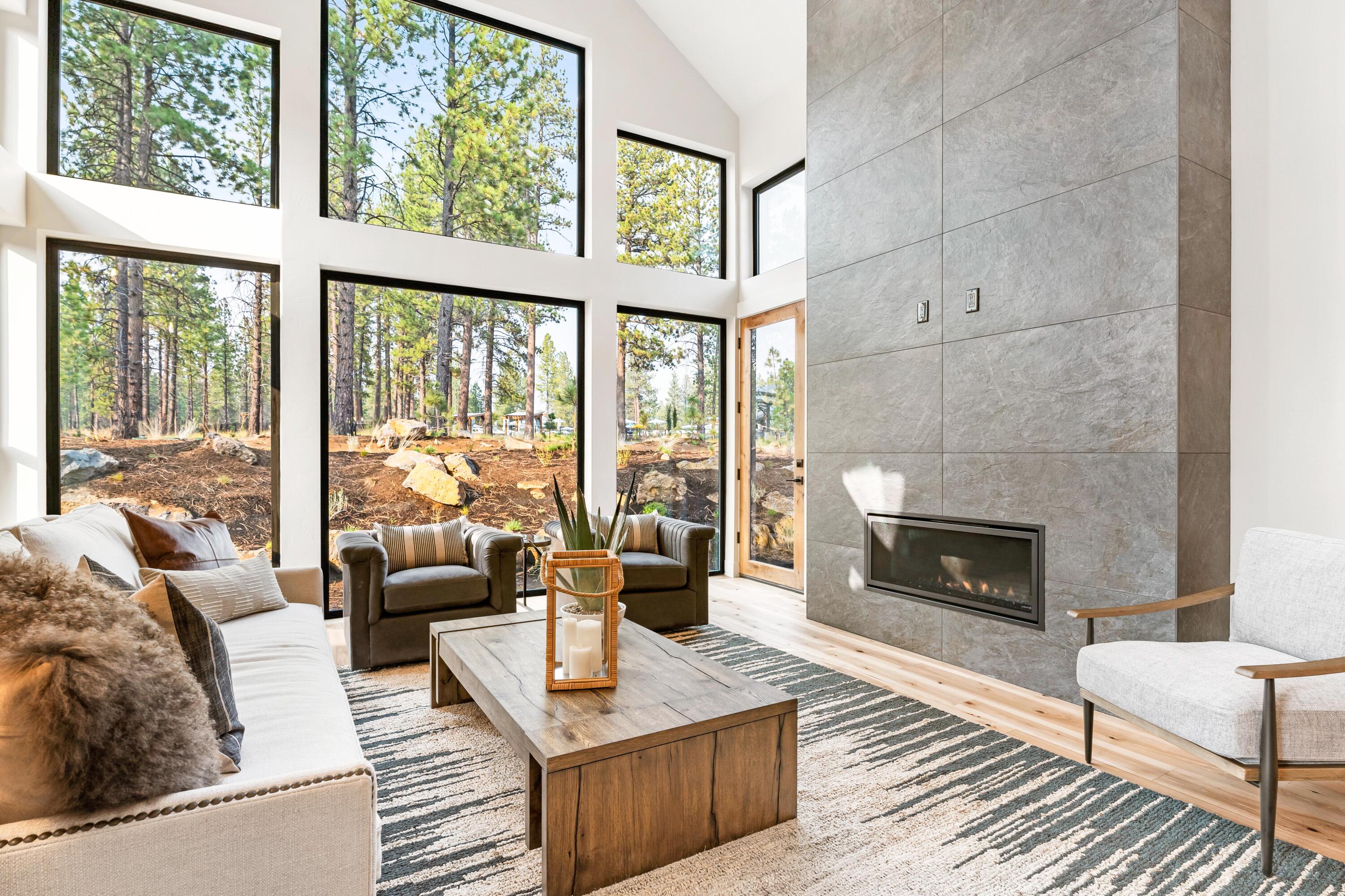 18184 Forestbrook Loop, Unit 7 Bend, OR 97707 - Photo 5 of 53 07-Living Room