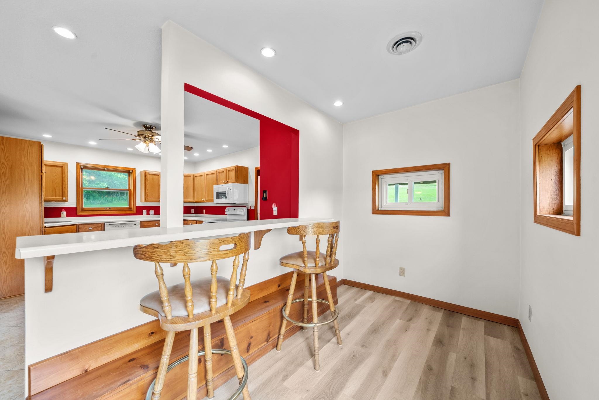 165 South Blackhawk Road Oregon, IL 61061 - Photo 10 of 31