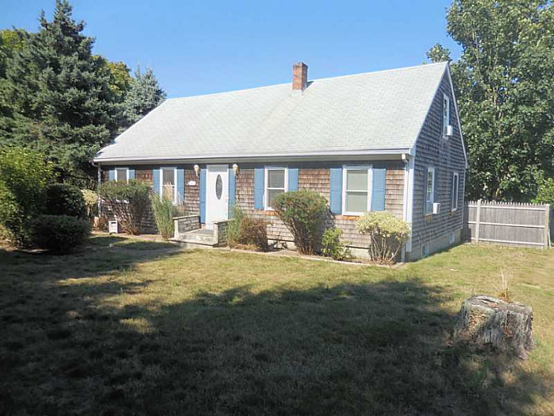 2113 East Main Road Portsmouth, RI 02871 - Photo 12 of 19 Exterior Front.