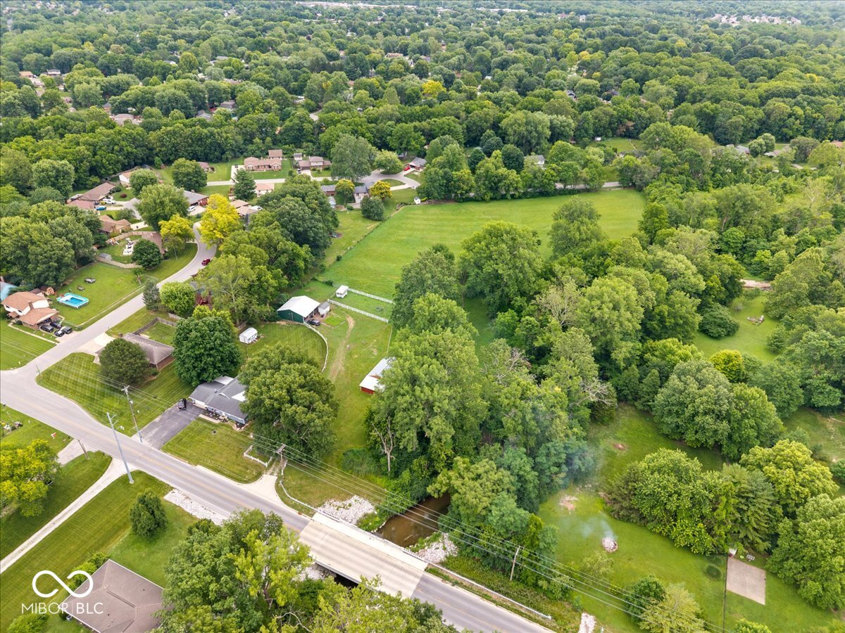 703 North Peterman Road Greenwood, IN 46142 - Photo 47 of 52