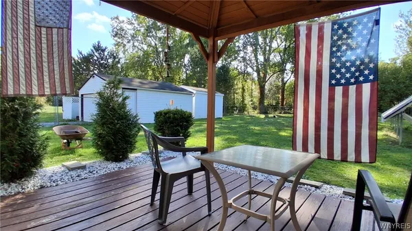 $390,000 | 8420 Northfield Road, Clarence, NY 14032