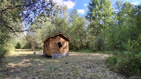 $390,000 | 8420 Northfield Road, Clarence, NY 14032