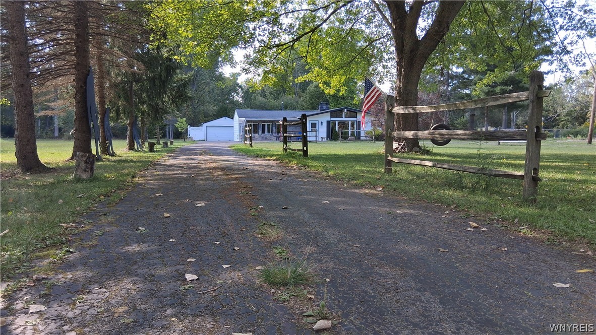 8420 Northfield Road Clarence, NY 14032 - Photo 29 of 31